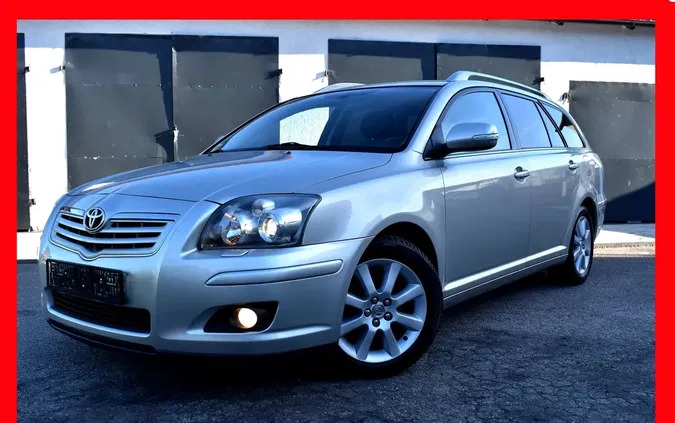 toyota warmińsko-mazurskie Toyota Avensis cena 18900 przebieg: 220000, rok produkcji 2006 z Elbląg